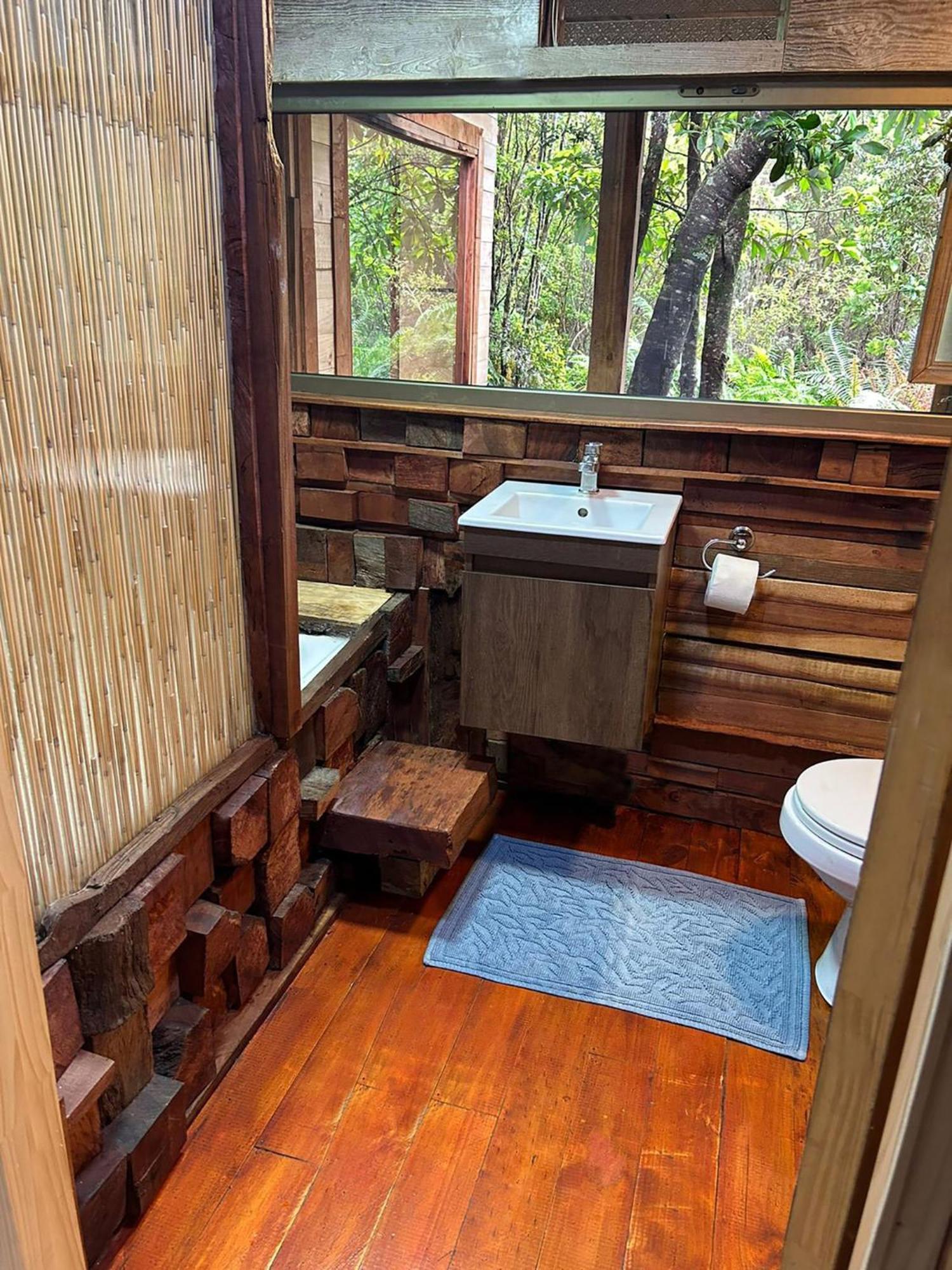 Cabanas Los Cantos Del Chucao ปูแอร์โตบารัส ภายนอก รูปภาพ